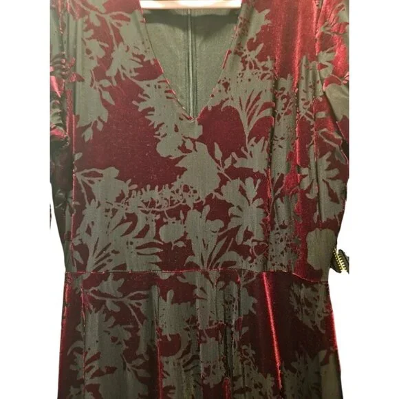 Ivanka Trump Red & Black Velvet Floral Long Sleeve Midi Dress Size 4 - Picture 2 of 9